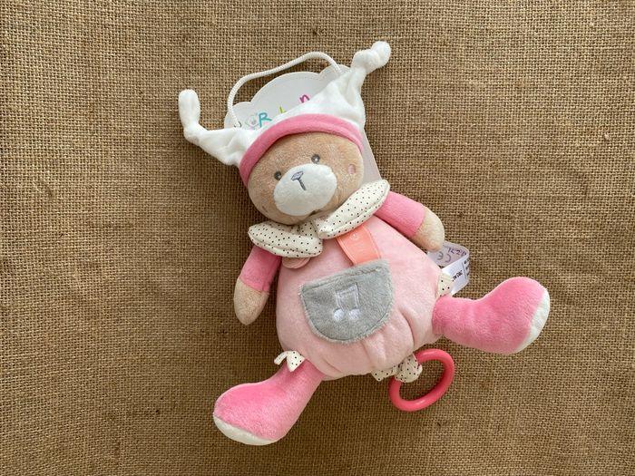 Doudou musical ours rose Baby Nat