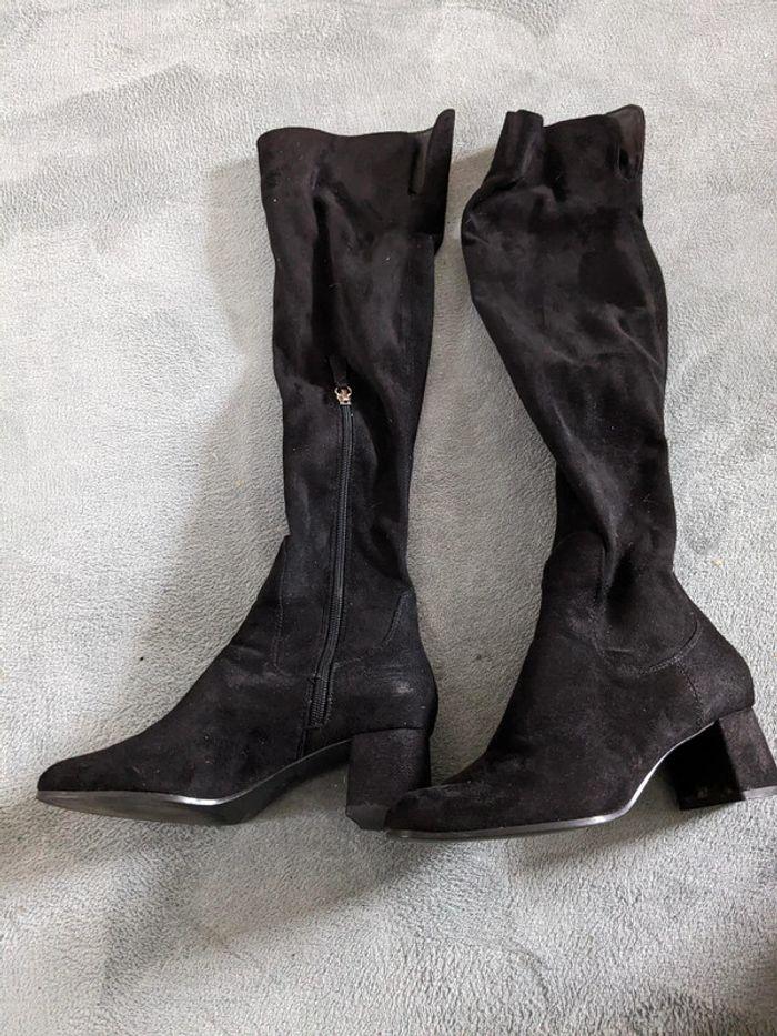 Bottes hautes zara noir daim doux taille 37 - photo numéro 2