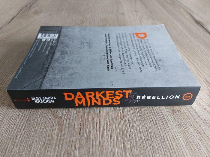 Livre "Darkest Minds T1 Rébellion" Alexandra Bracken - photo numéro 3