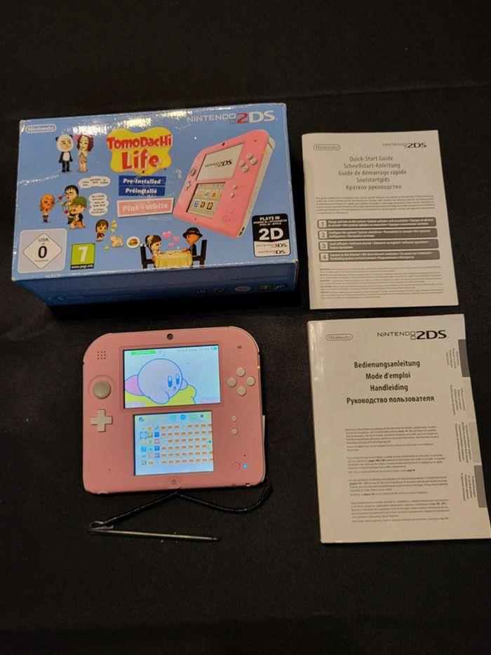 Nintendo 2ds complète en boîte sous luma - photo numéro 1