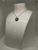 Collier coeur vert