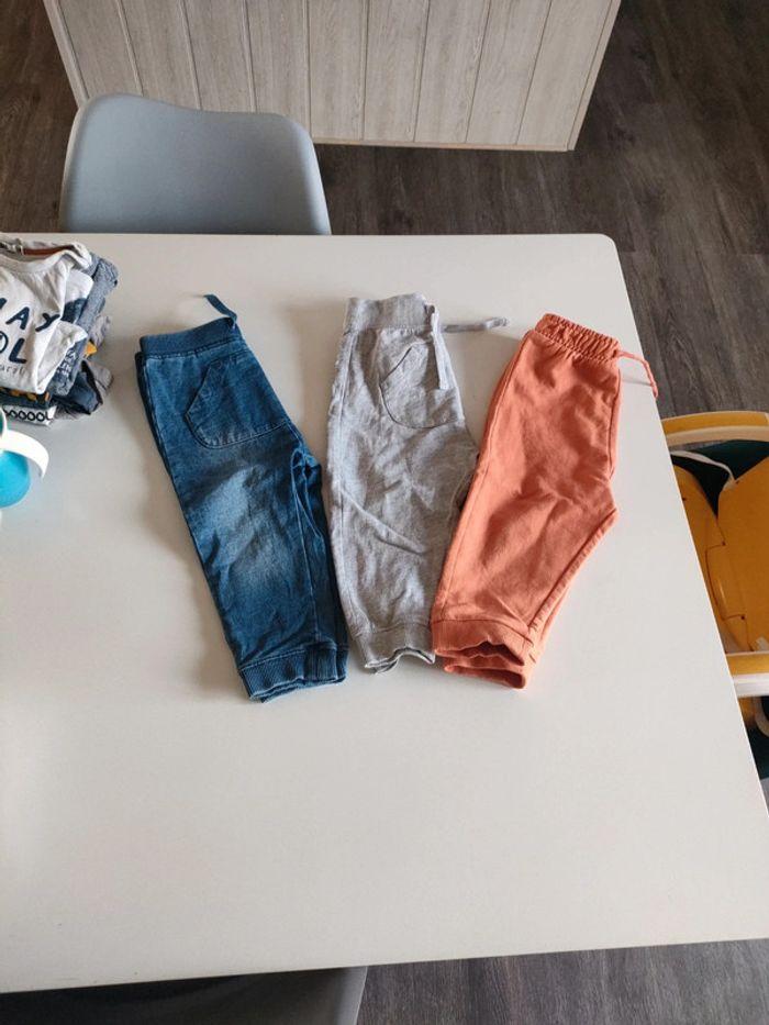 Lot pantalon - photo numéro 1