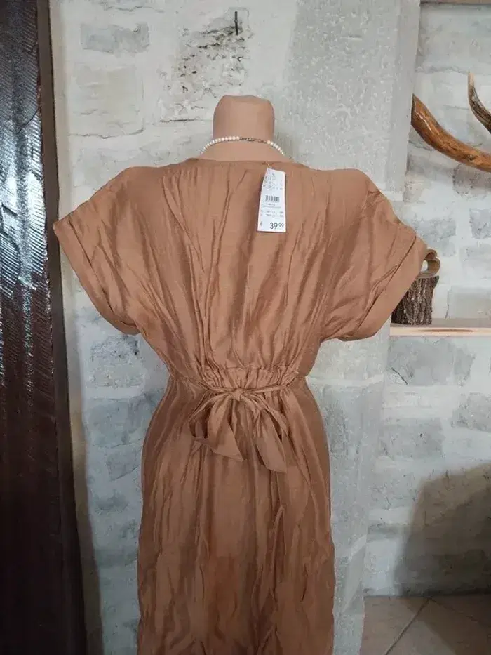 Robe camaïeu taille S neuve - photo numéro 3