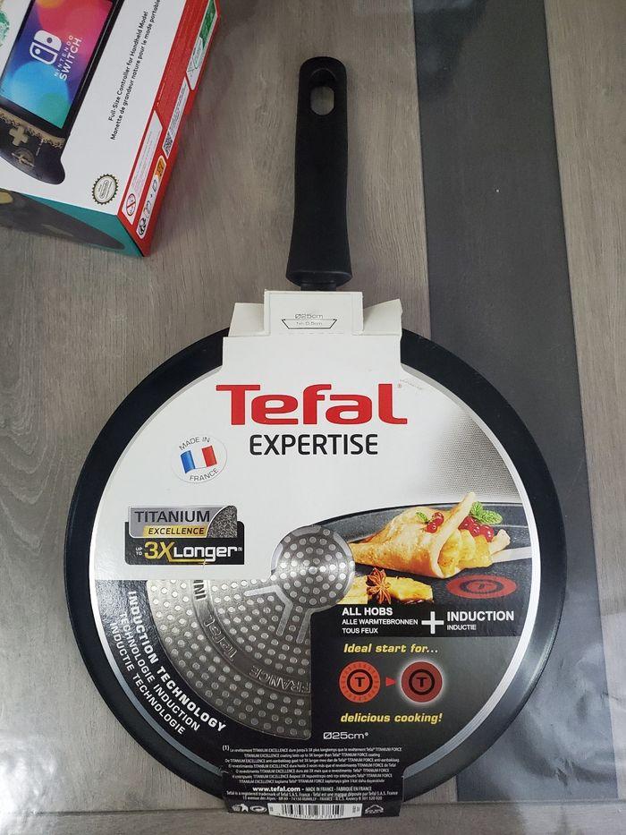 Crepiere TEFAL EXPERTISE 25cm Tout Feux et Induction Neuve. - photo numéro 2