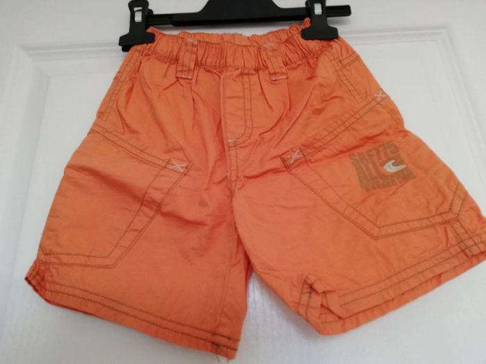 Short orange kiabi 18/24 mois👖 - photo numéro 1