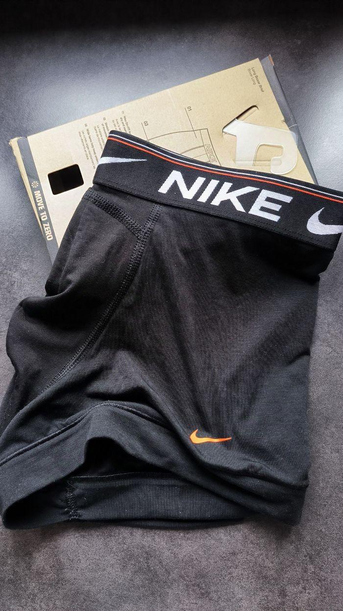 1 boxer NEUF Nike Polyester (taille M) - photo numéro 4