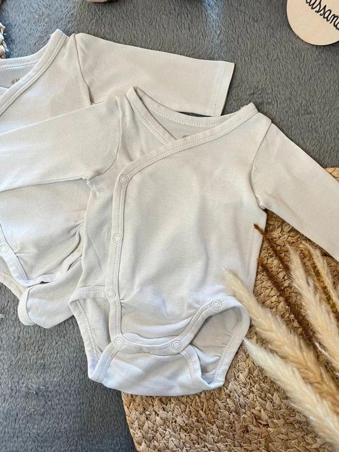 Lot de 2 bodys H&M naissance mixte - photo numéro 2