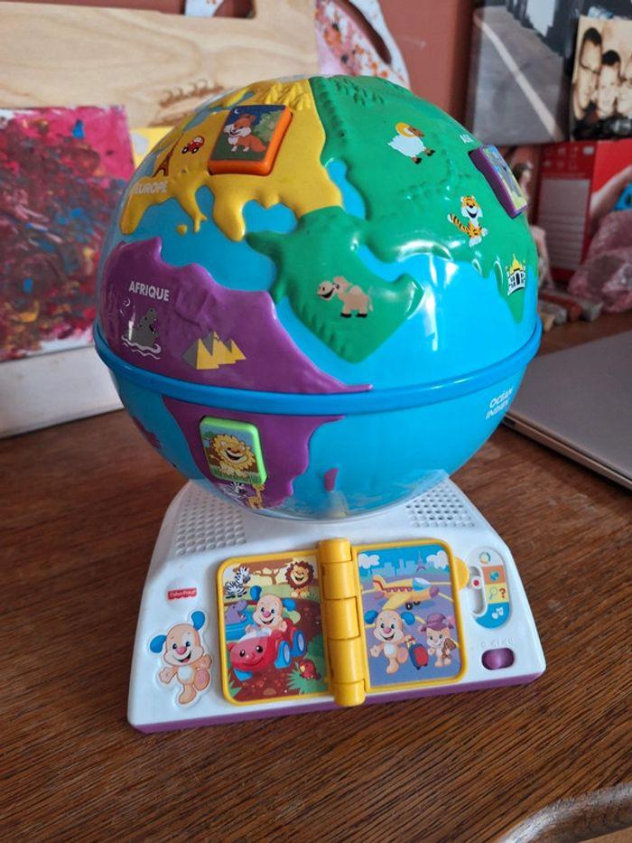 Globe vtech - photo numéro 1