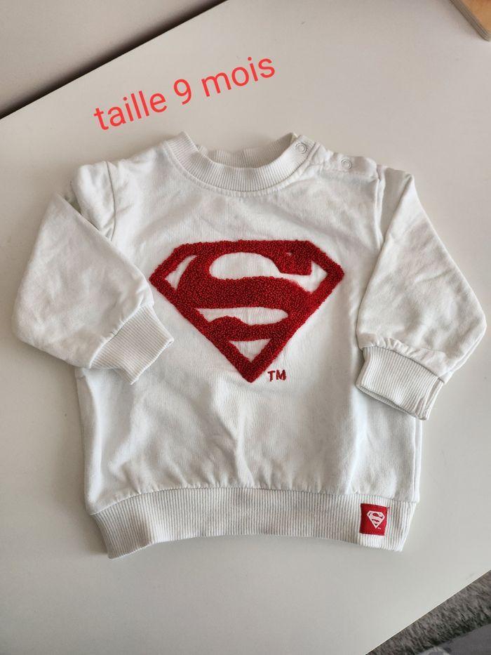 Pull superman 9 mois - photo numéro 1