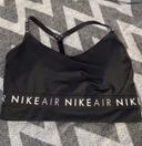 Brassière noir Nike