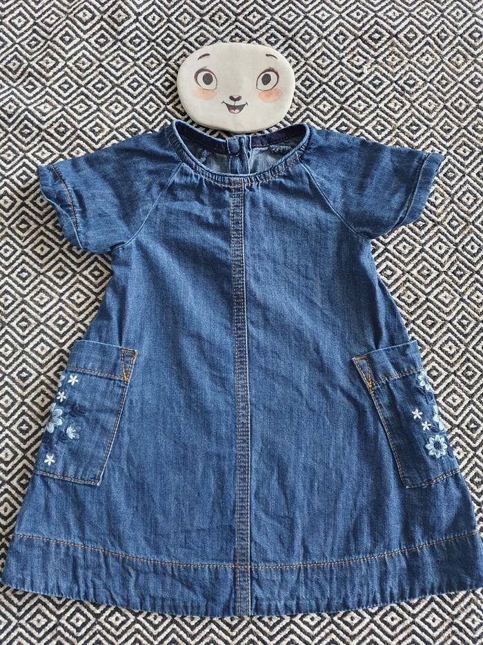 Jolie robe en jean bébé fille 6 mois :) - photo numéro 1