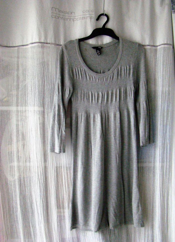 robe H&M grise T38 neuve - photo numéro 1