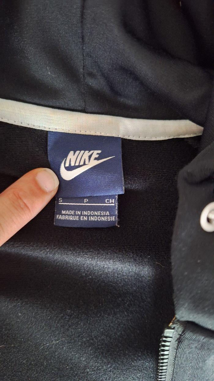 Veste nike - photo numéro 2