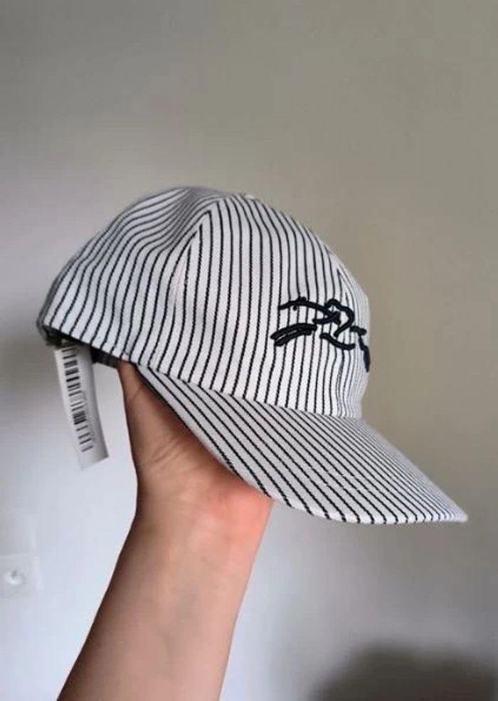 Casquette Longchamp - photo numéro 2