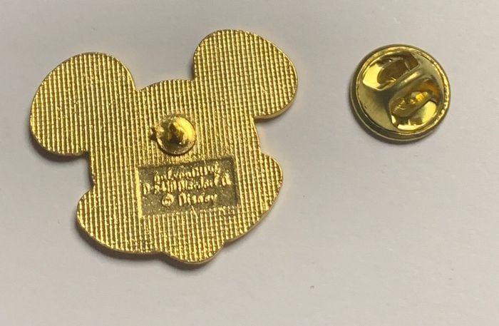 Pin’s Disney - photo numéro 2