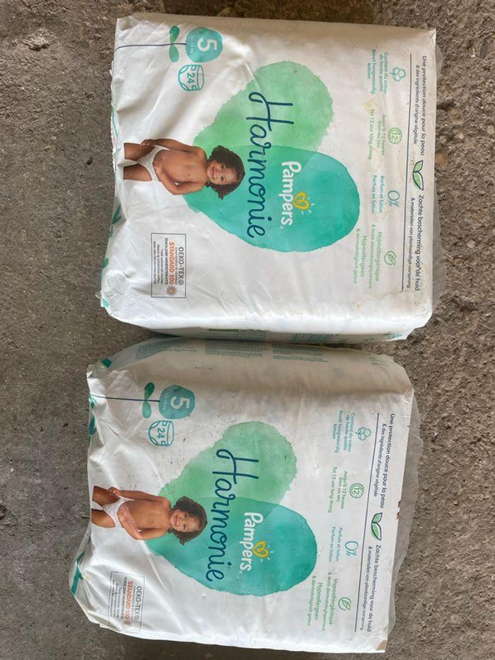 48 couches Pampers harmonie pants taille 5