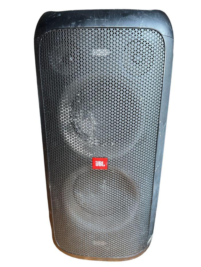 JBL BOOMBOX - photo numéro 1