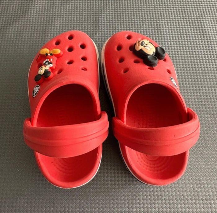 Crocs Mickey - modèle mixte taille 19-21 - photo numéro 4