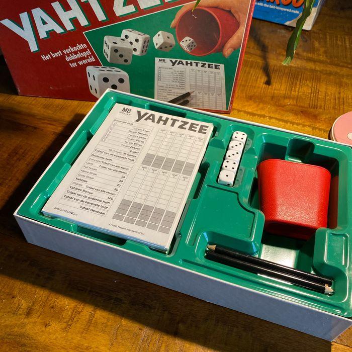 Jeu de société yahtzee - photo numéro 5