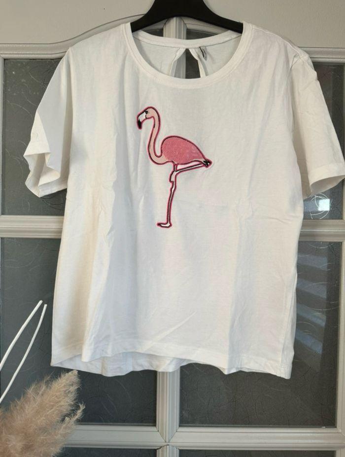 T-shirt - photo numéro 1