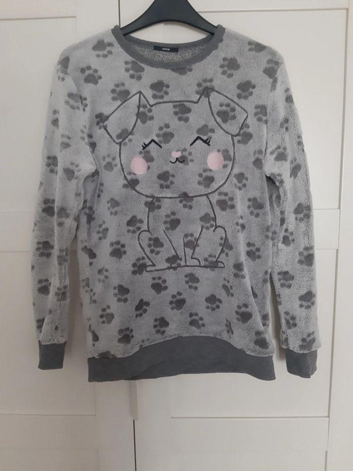 Blouse de pyjama en polaire, avec un petit dessin - photo numéro 1