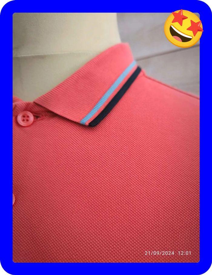 Polo  rouge manches courtes rouge Fred Perry taille l - photo numéro 2