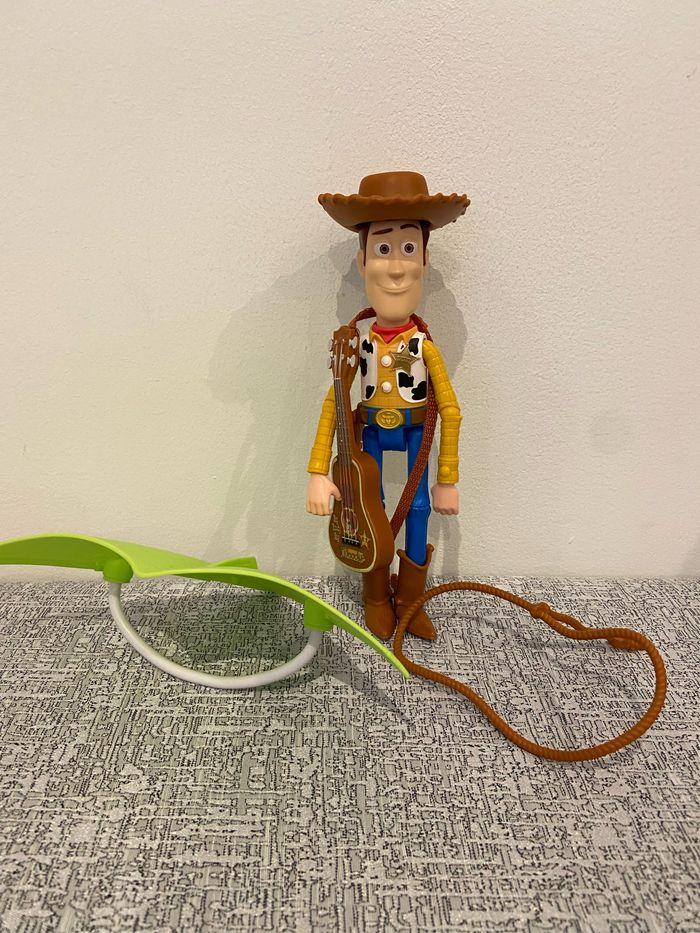 Figurine Woody Disney - photo numéro 1