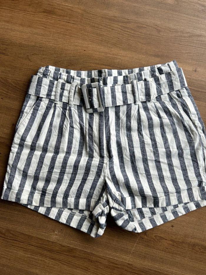 Short rayures Pimkie bleu marine/blanc taille 38 - photo numéro 2