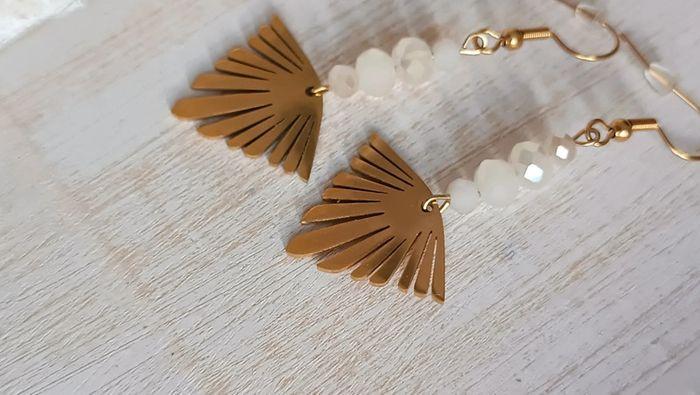 Jolies boucles d'oreilles pendantes - photo numéro 2