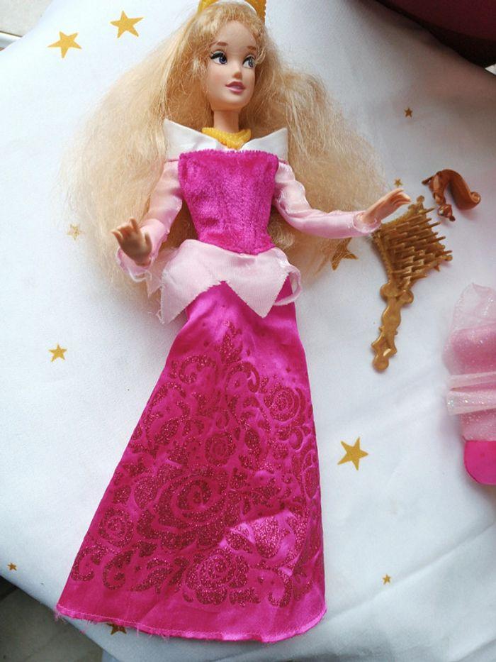 Poupée 2005 doll barbie mannequin mattel princesse Disney aurore beauty sleeping belle dormant store - photo numéro 8