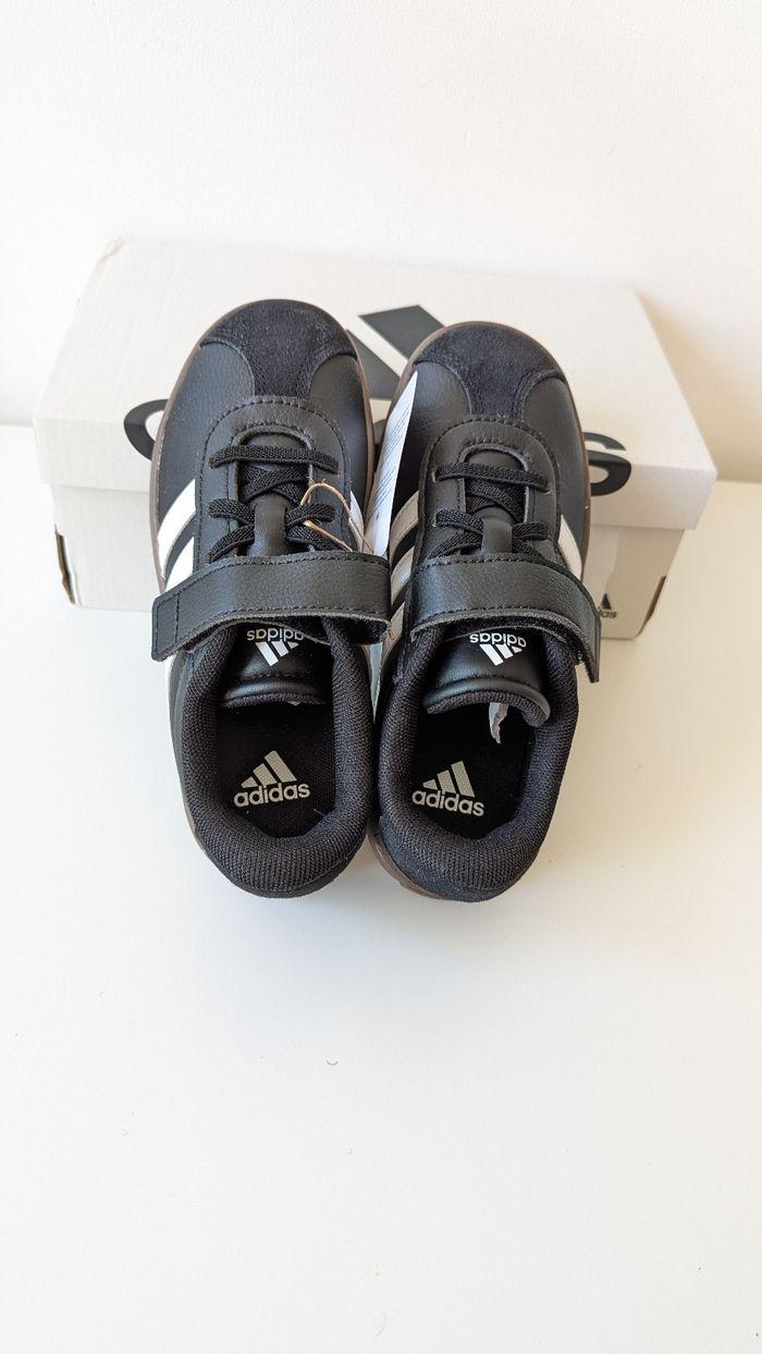 Sneakers Adidas enfant mixte 31 - photo numéro 10