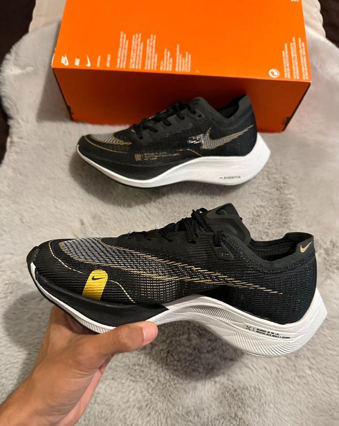 Nike ZoomX Vaporfly Next% 2 Black and White - photo numéro 8