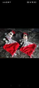 Lot de 2 doudous minnie