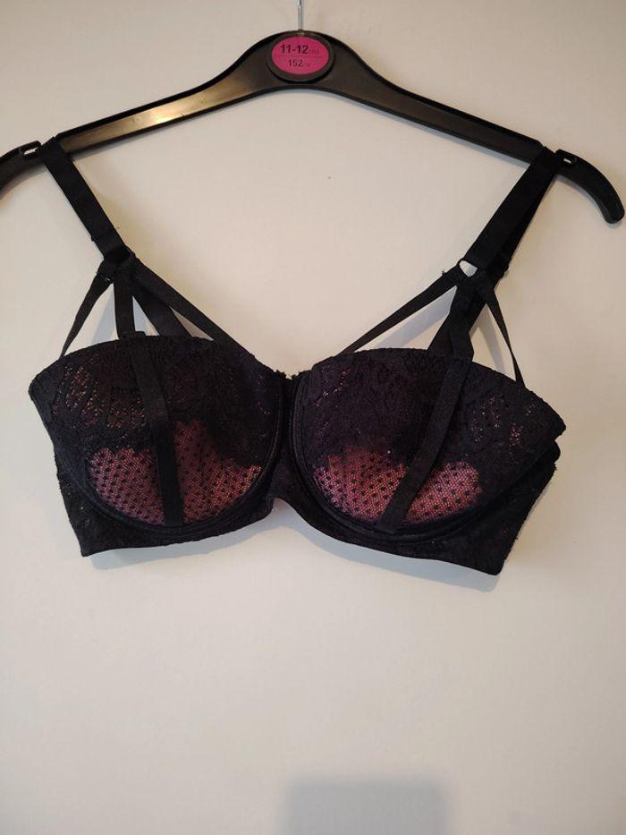 Soutien gorge - photo numéro 1