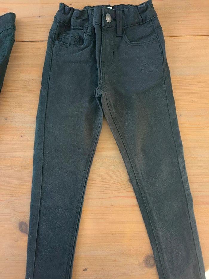 Lot 2 jeans enfant 3 ans - photo numéro 3