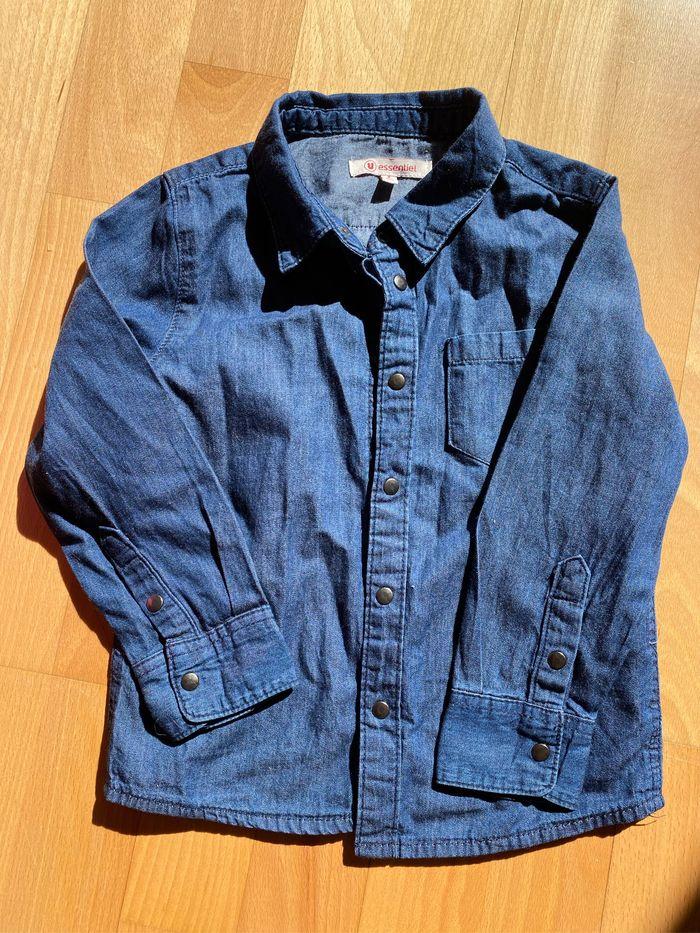 Chemise en jean 4 ans - photo numéro 1