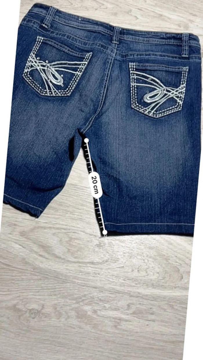 🩳 Short vintage brodé hip hop en jean Bleu Taille S-M 🩳 - photo numéro 4