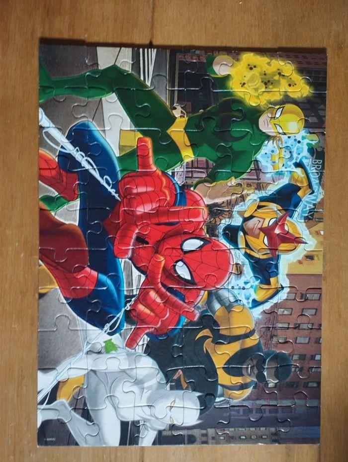 Puzzle Spiderman 60 pièces - photo numéro 2