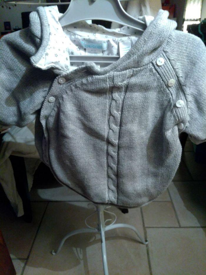 Gilet bébé gris - photo numéro 1