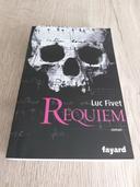 Livre "Requiem" Luc Fivet