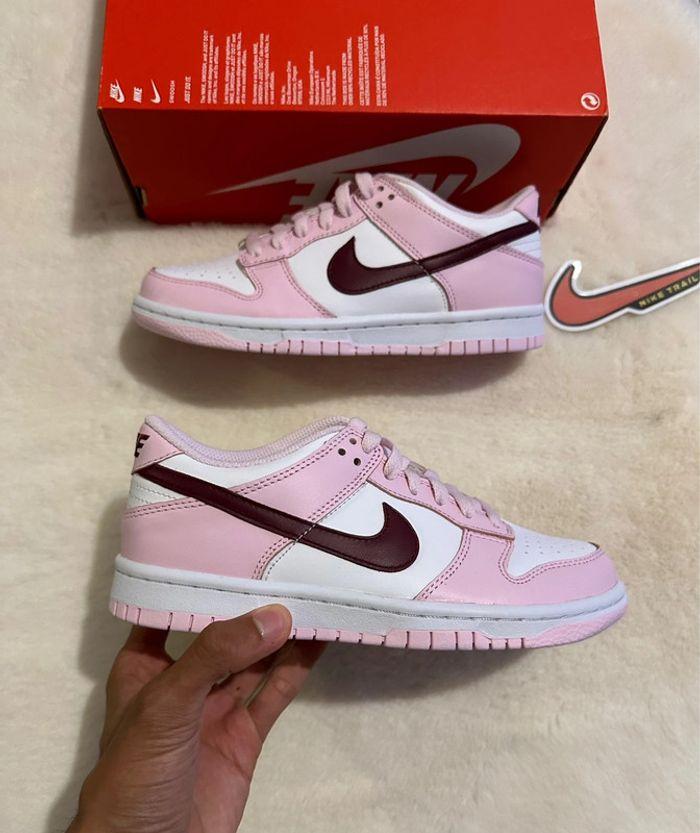 Nike Dunk Low Pink - photo numéro 4