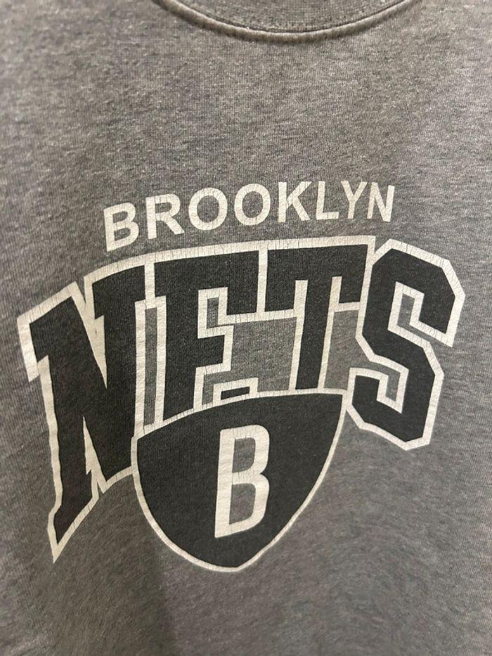 Sweat Brooklyn Nets Basketball mitchelll and ness  taille S - photo numéro 2