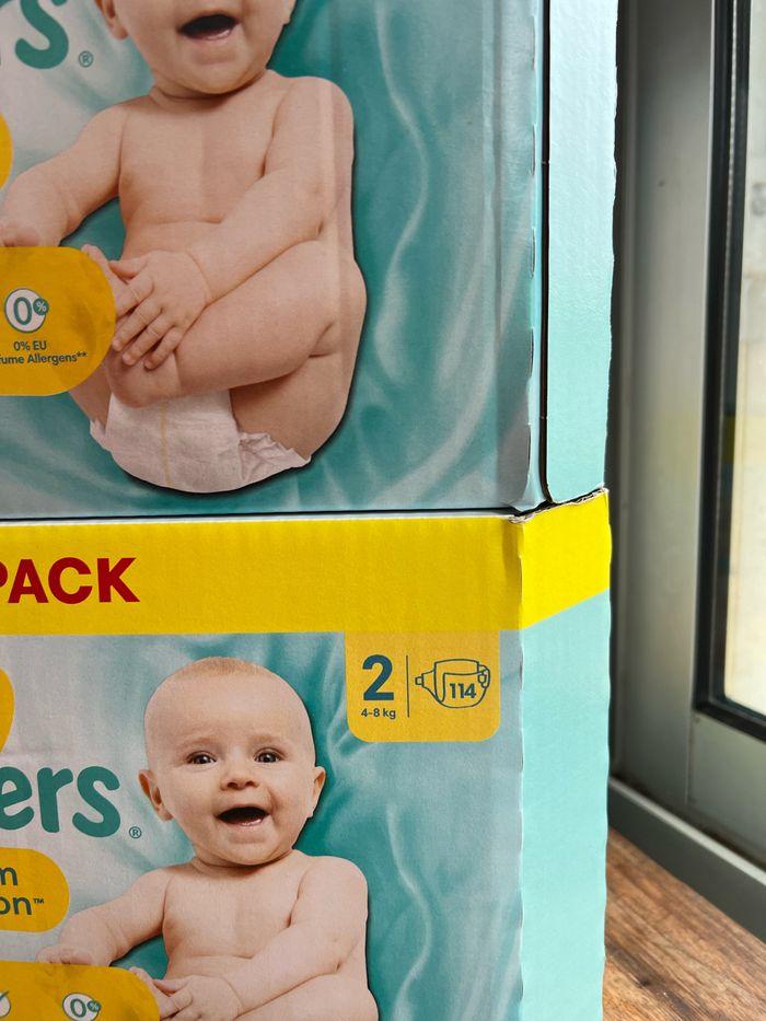 Lot 2 cartons Pampers Premium Protection Taille 2 : 228 Couches - photo numéro 4