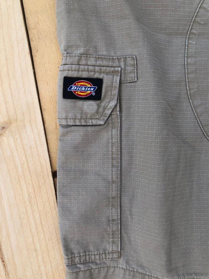 Short cargo aviateur Dickies beige taille 28US - photo numéro 7