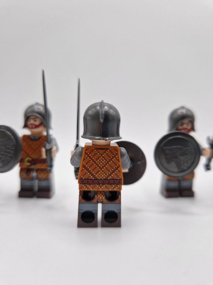 Figurines type lego 5 guerriers du loup game of thrones seigneur des anneaux / hobbit - photo numéro 4