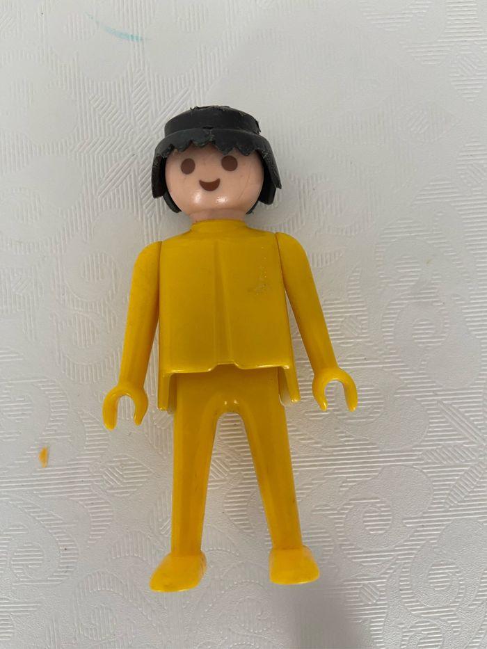 Figurine Playmobil jaune 1974 - photo numéro 2