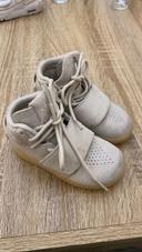 Basket adidas tubular