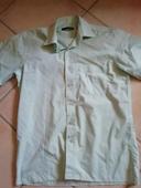 Chemise manches courtes taille M marque Carven