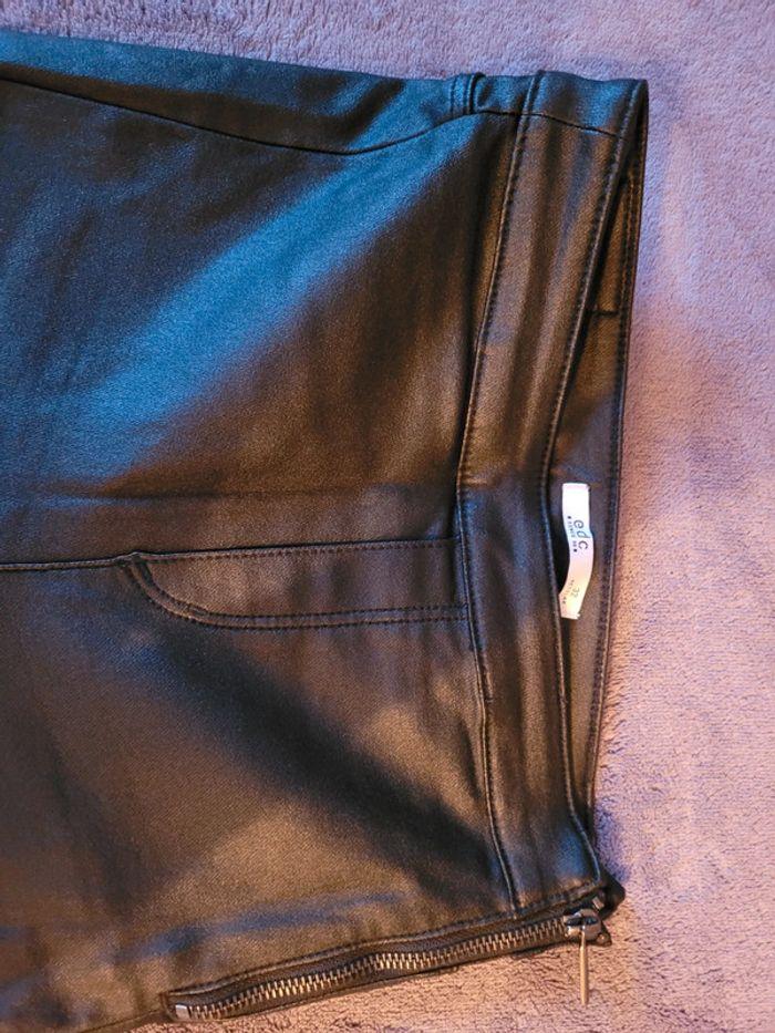 Pantalon simili noir EDC - photo numéro 3