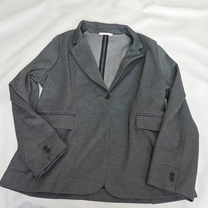 Veste tailleur - photo numéro 1